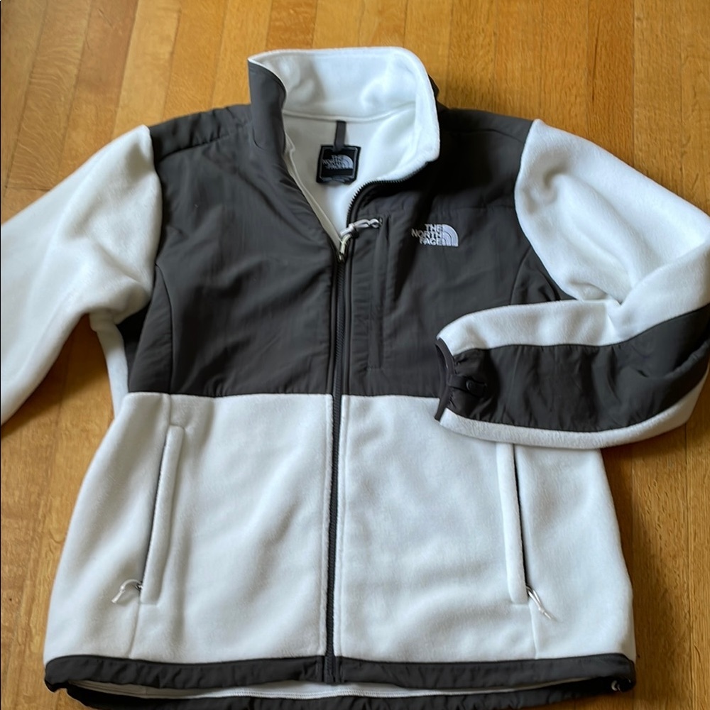 Like new North Face fleece